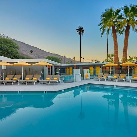 Twin Palms Resort - A Gay Men'S Resort Palm Springs Eksteriør billede